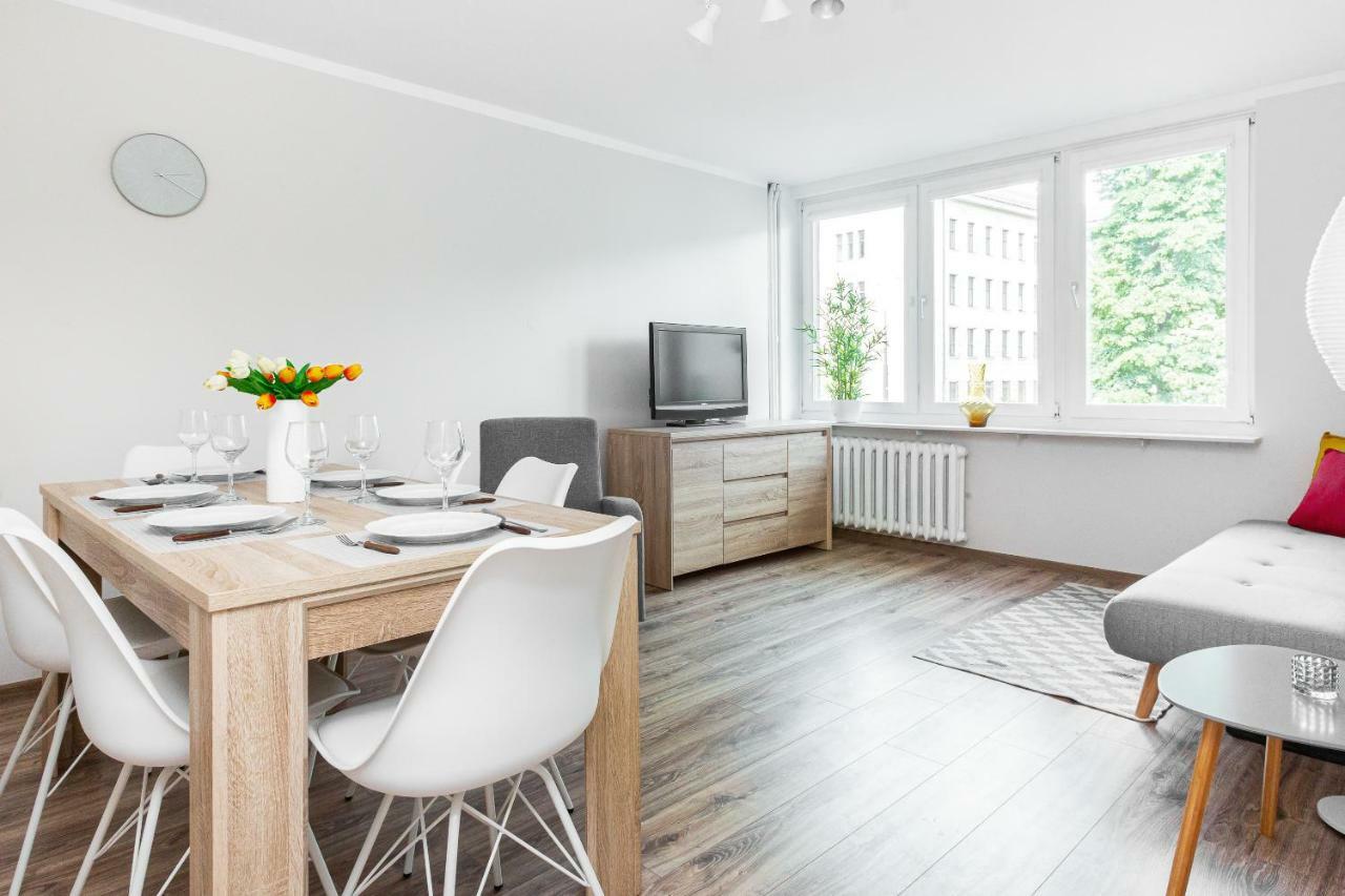 Apartments Warsaw Solidarnosci By Renters Ngoại thất bức ảnh