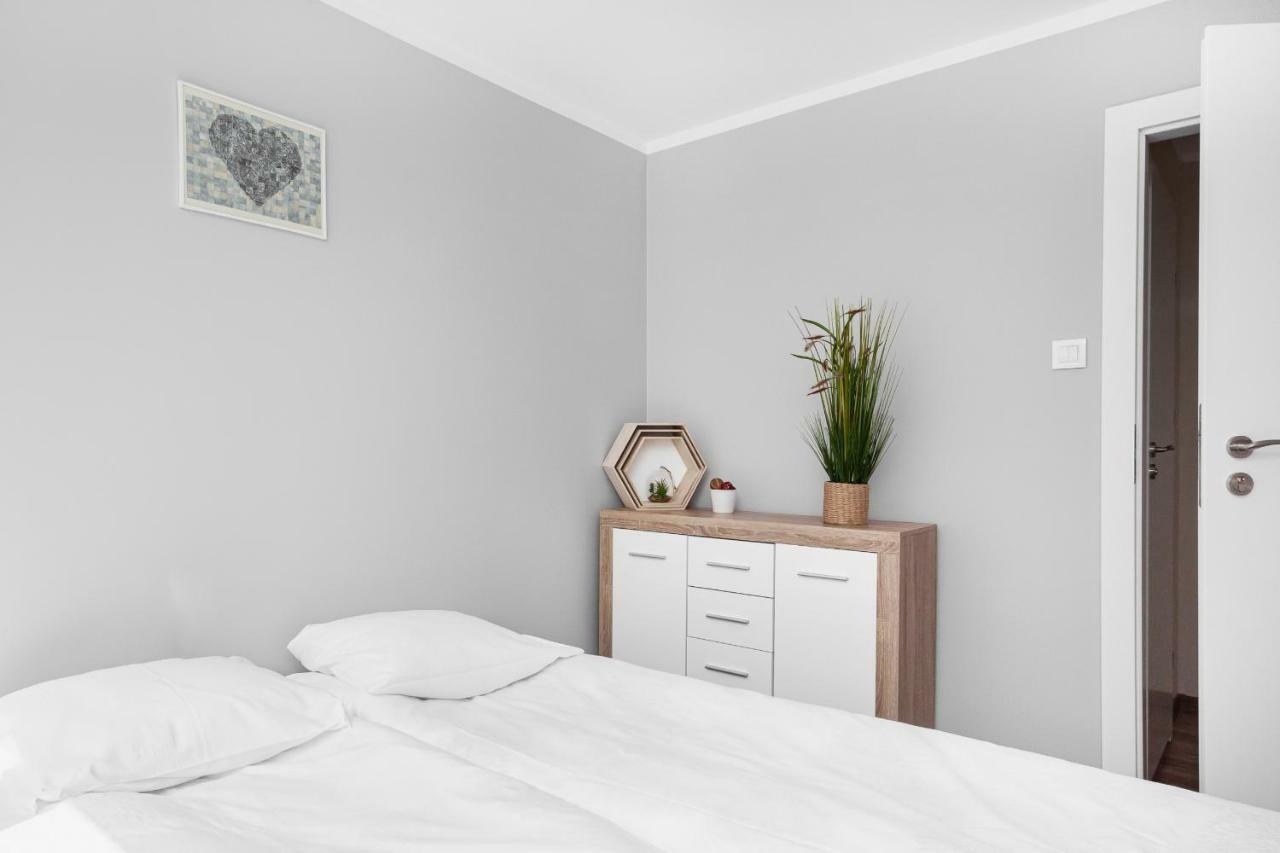 Apartments Warsaw Solidarnosci By Renters Ngoại thất bức ảnh
